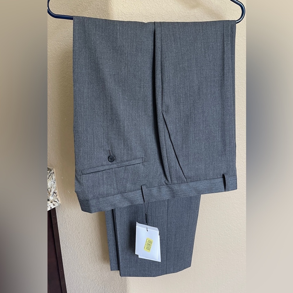 CALVIN KLEIN Dylan Straight Fit 100% 38/30 Cotton Slacks. New With Tag